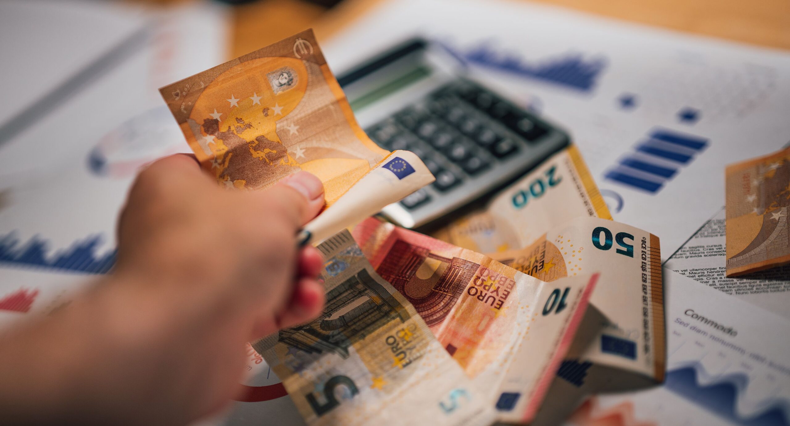 Dobrovoljni davaoci tuđih para